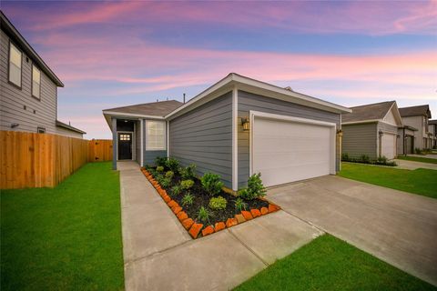 Photo of 17207 King Eider Road, Waller, TX 77484 (MLS # 39065053)
