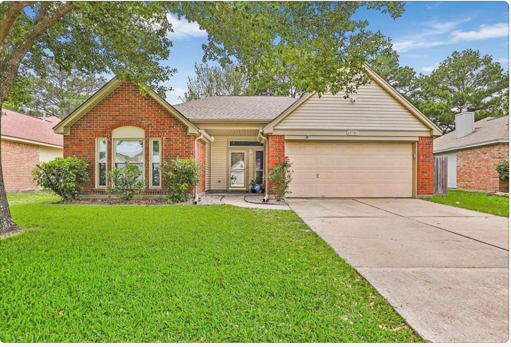 Photo of 18707 Barry Lane Ln, Humble, TX 77346 (MLS # 34989058)