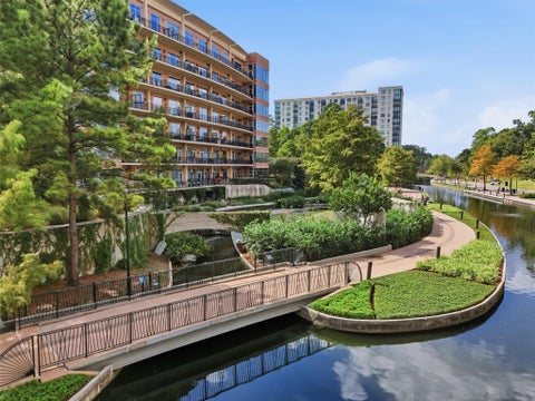 Photo of 3 Waterway Court #2D, The Woodlands, TX 77380 (MLS # 61211836)