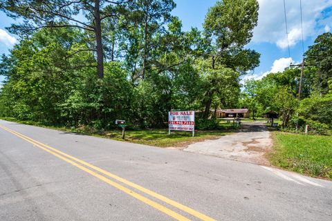 Photo of 2870 Fostoria Tram Road, Cleveland, TX 77328 (MLS # 97722425)