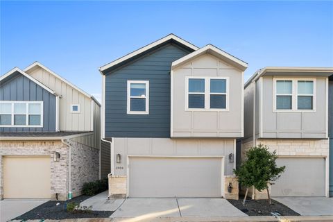 Photo of 1906 La Magnolia Drive, Houston, TX 77023 (MLS # 81368961)
