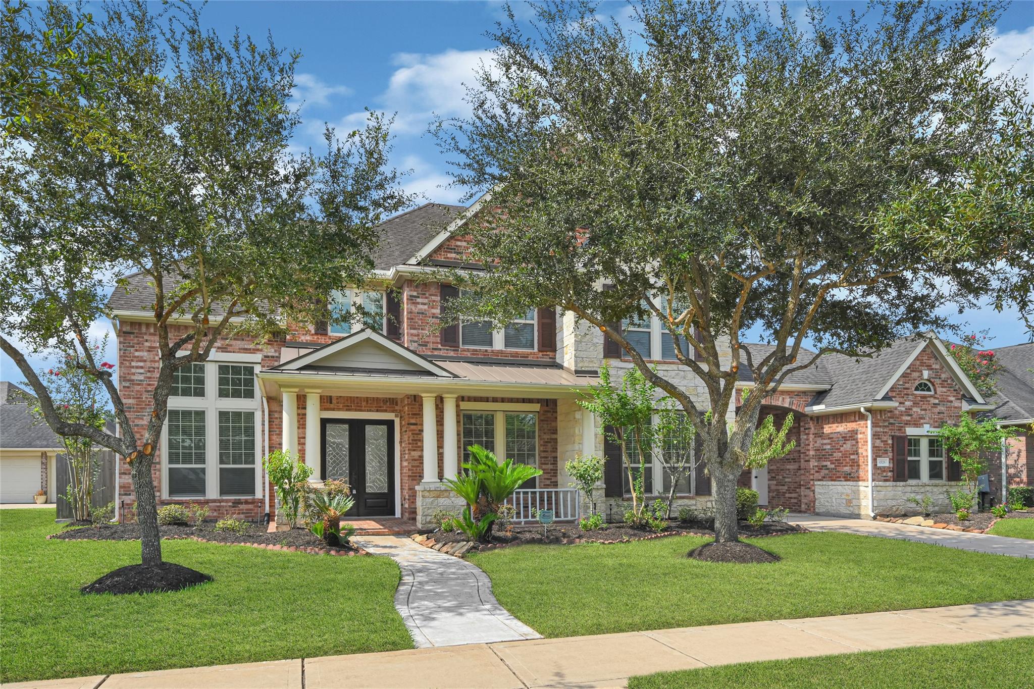 4526 Broken Rock Lane