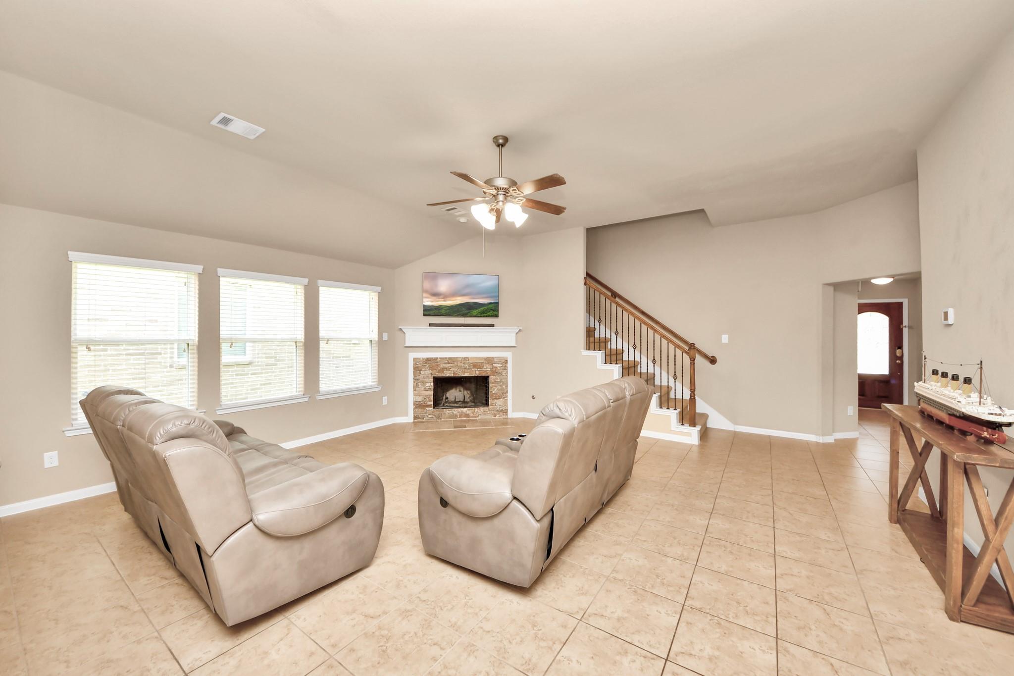 10120 Hidden Creek Falls Lane