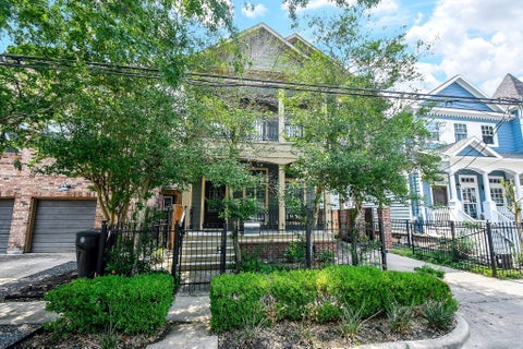 Photo of 1531 Blair Street, Houston, TX 77008 (MLS # 97008096)