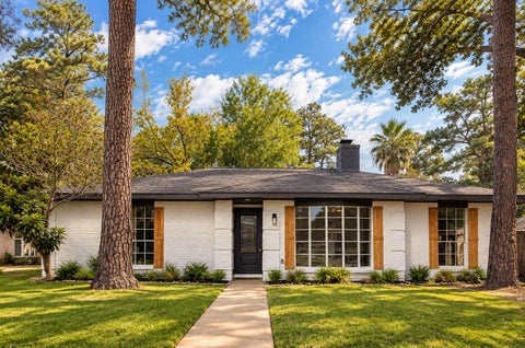 Photo of 2206 Millhouse Road, Houston, TX 77073 (MLS # 88071586)