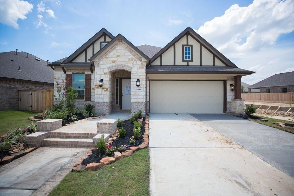 15810 Vanderpool River Drive Drive