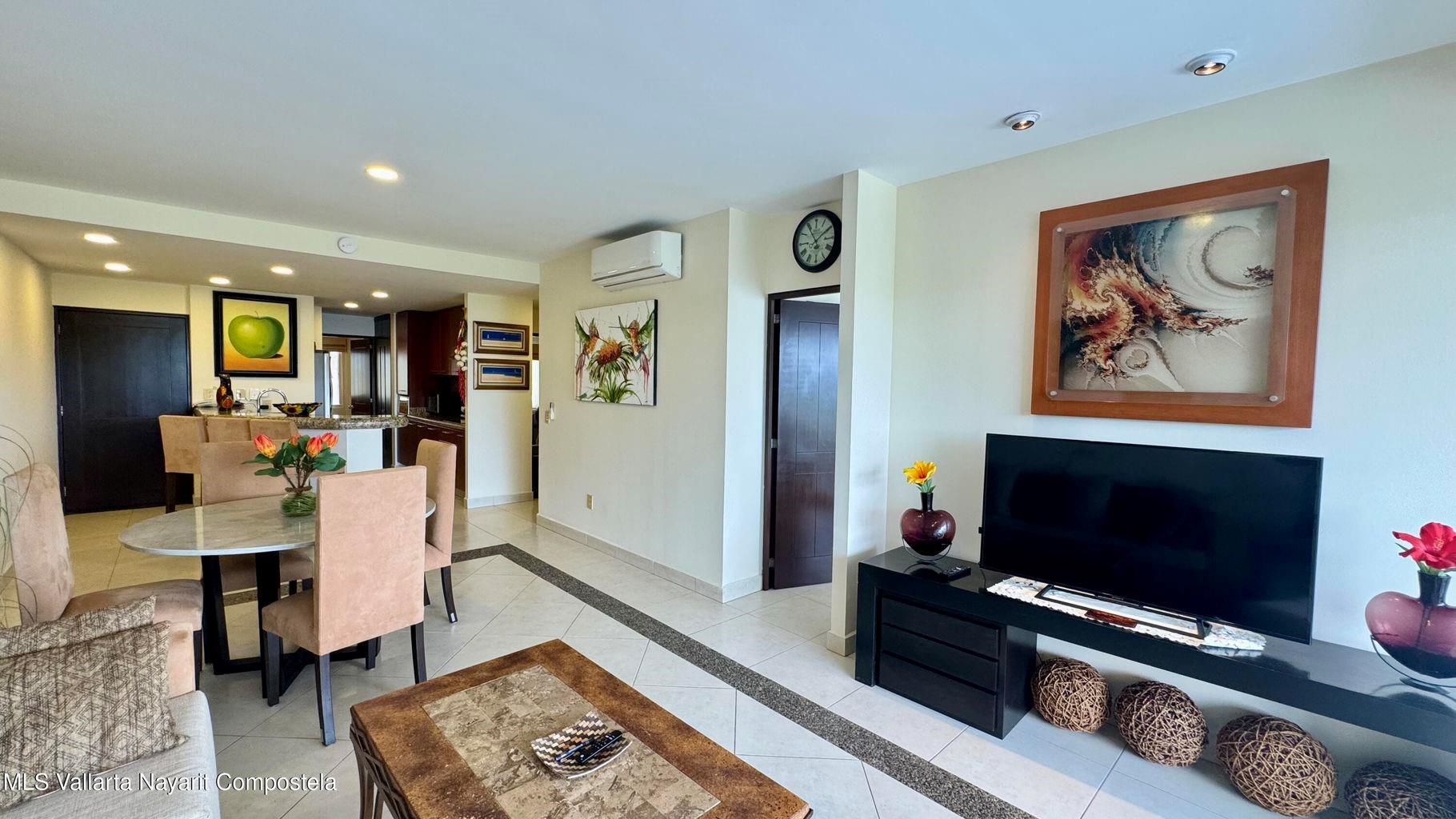 33 Paseo De Los Cocoteros 245