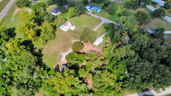 105 BASSETT ST, SEALY, TX 77474 - Image 1f8eb0467b3bc904d4edf37abded211e/966508283