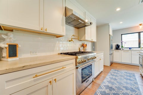 Photo of 9142 Bronco Drive, Houston, TX 77055 (MLS # 2065422)
