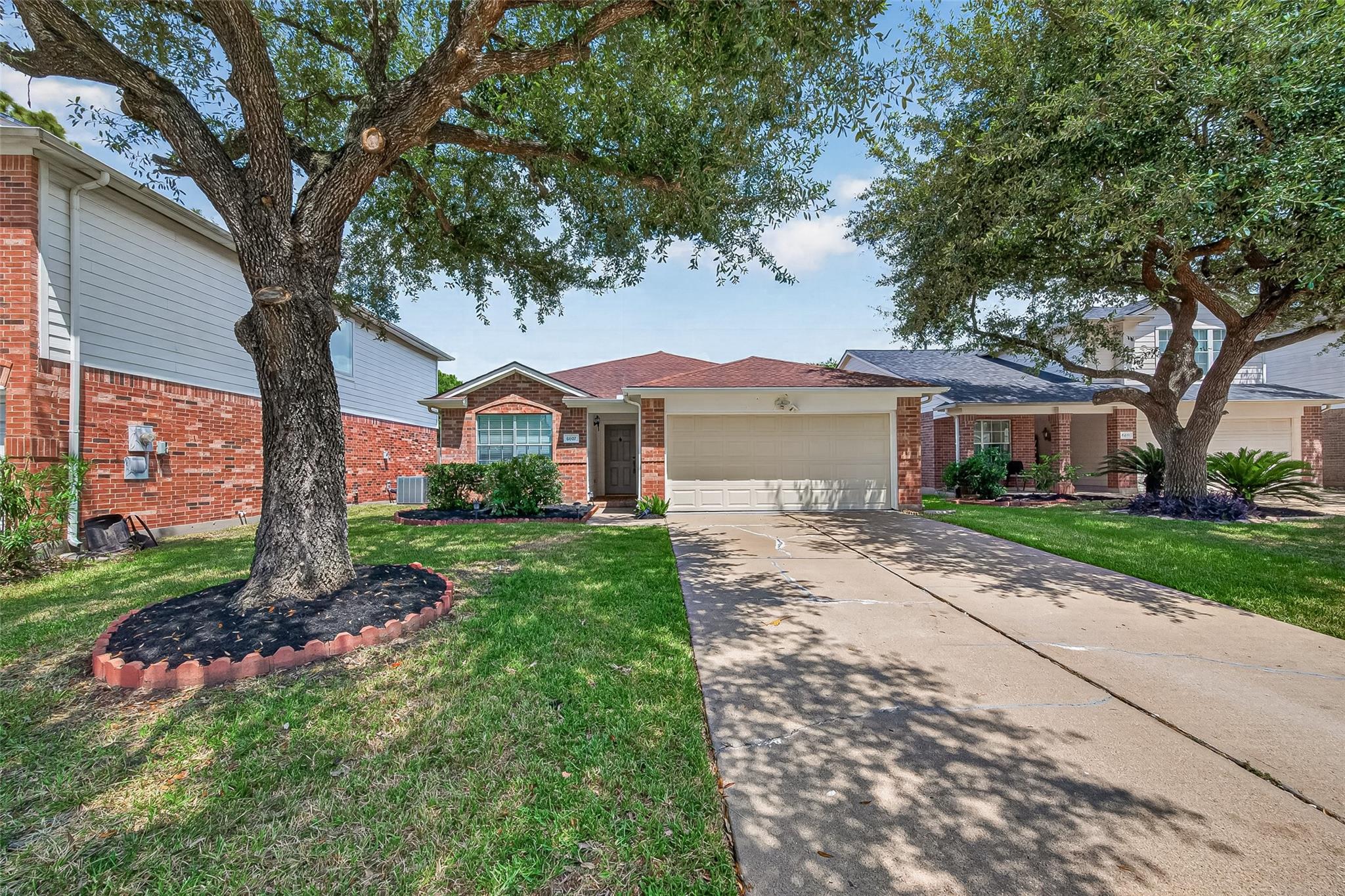 6807 Lauderwick Court