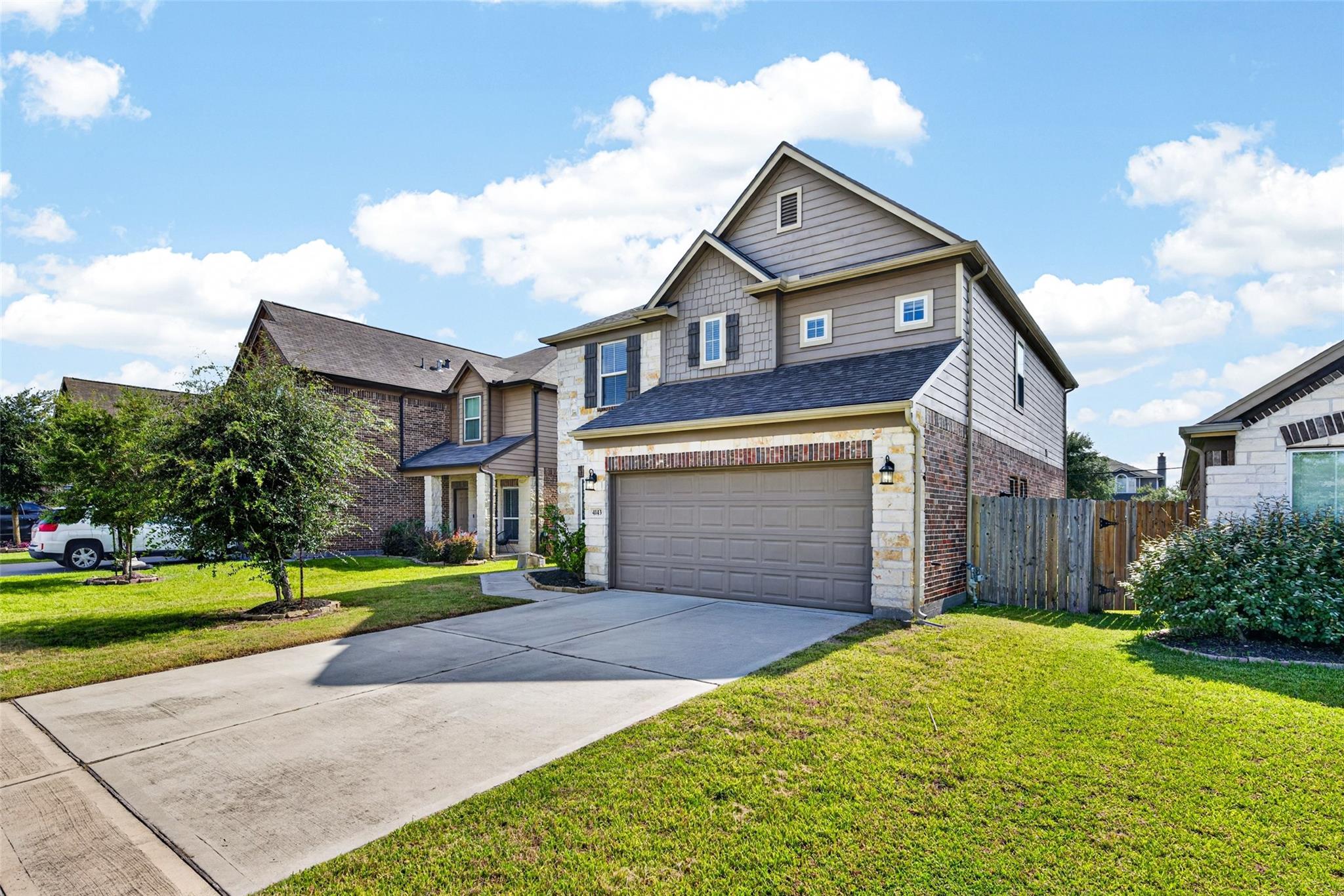4143 Fair Country Lane