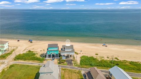 Photo of 2798 Tradewind Lane, Crystal Beach, TX 77650 (MLS # 36626909)