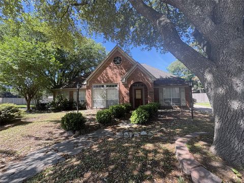 Tiny photo for 3203 Woodland View Drive, Houston, TX 77345 (MLS # 68676800)