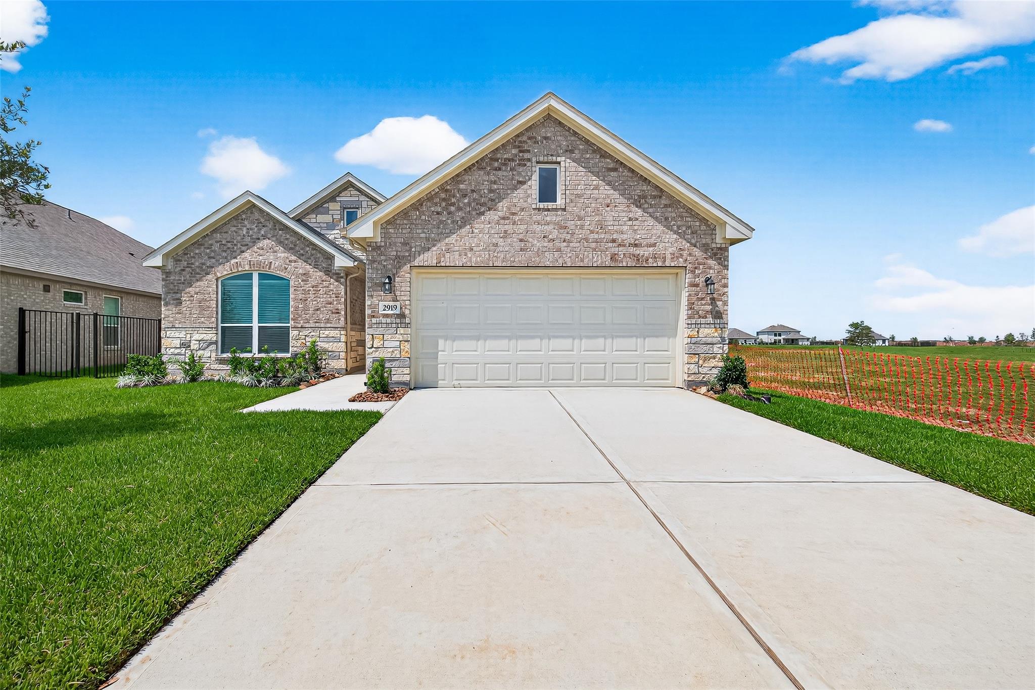 2919 Golden Isle Drive