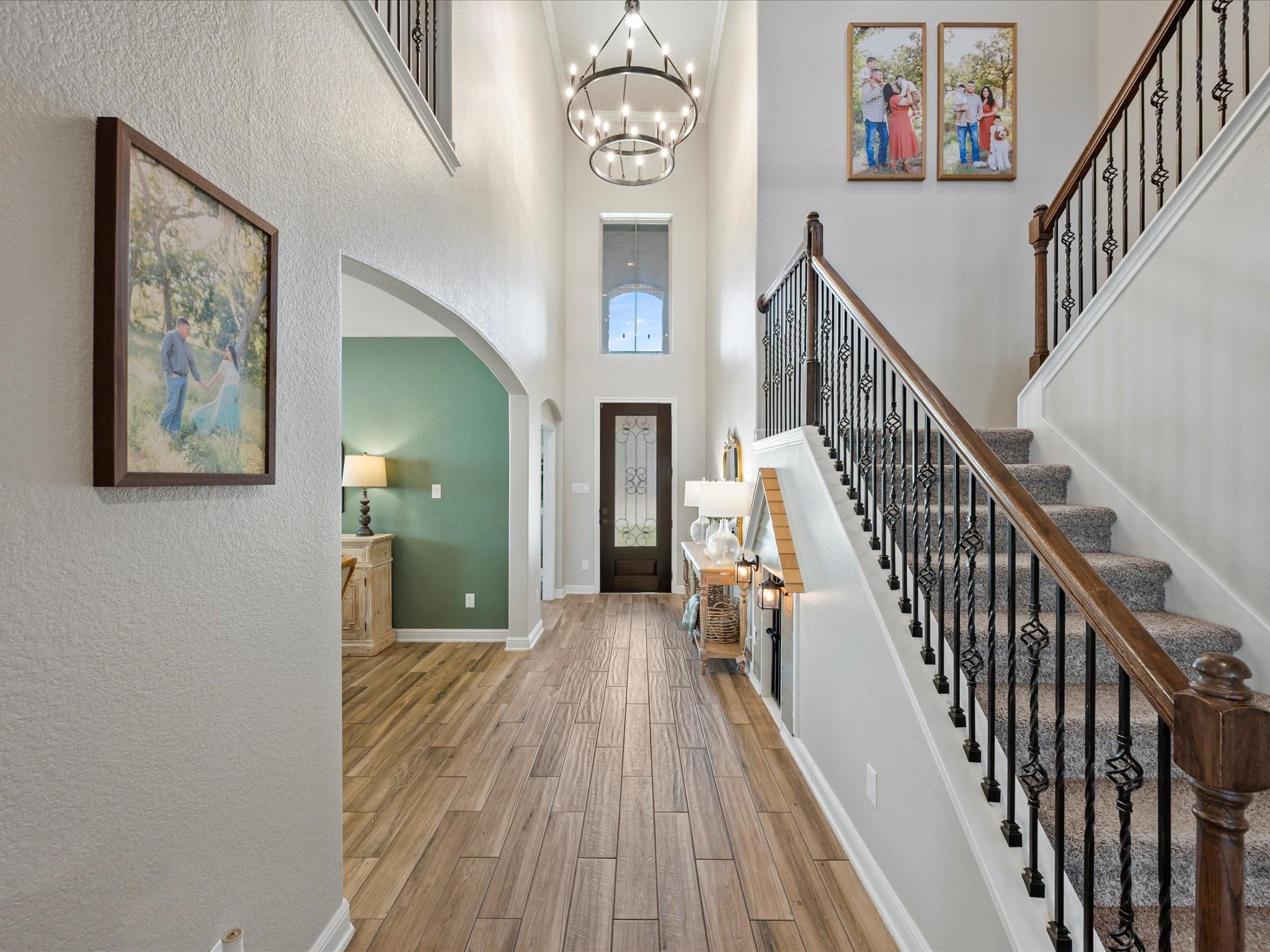 3409 Hickory Leaf Court