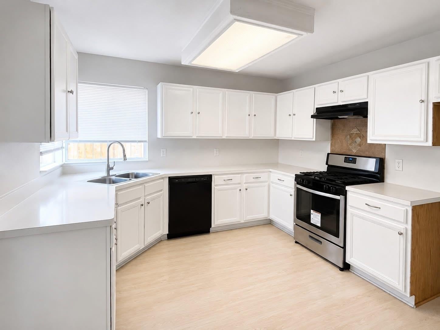 18703 Yaupon Trail