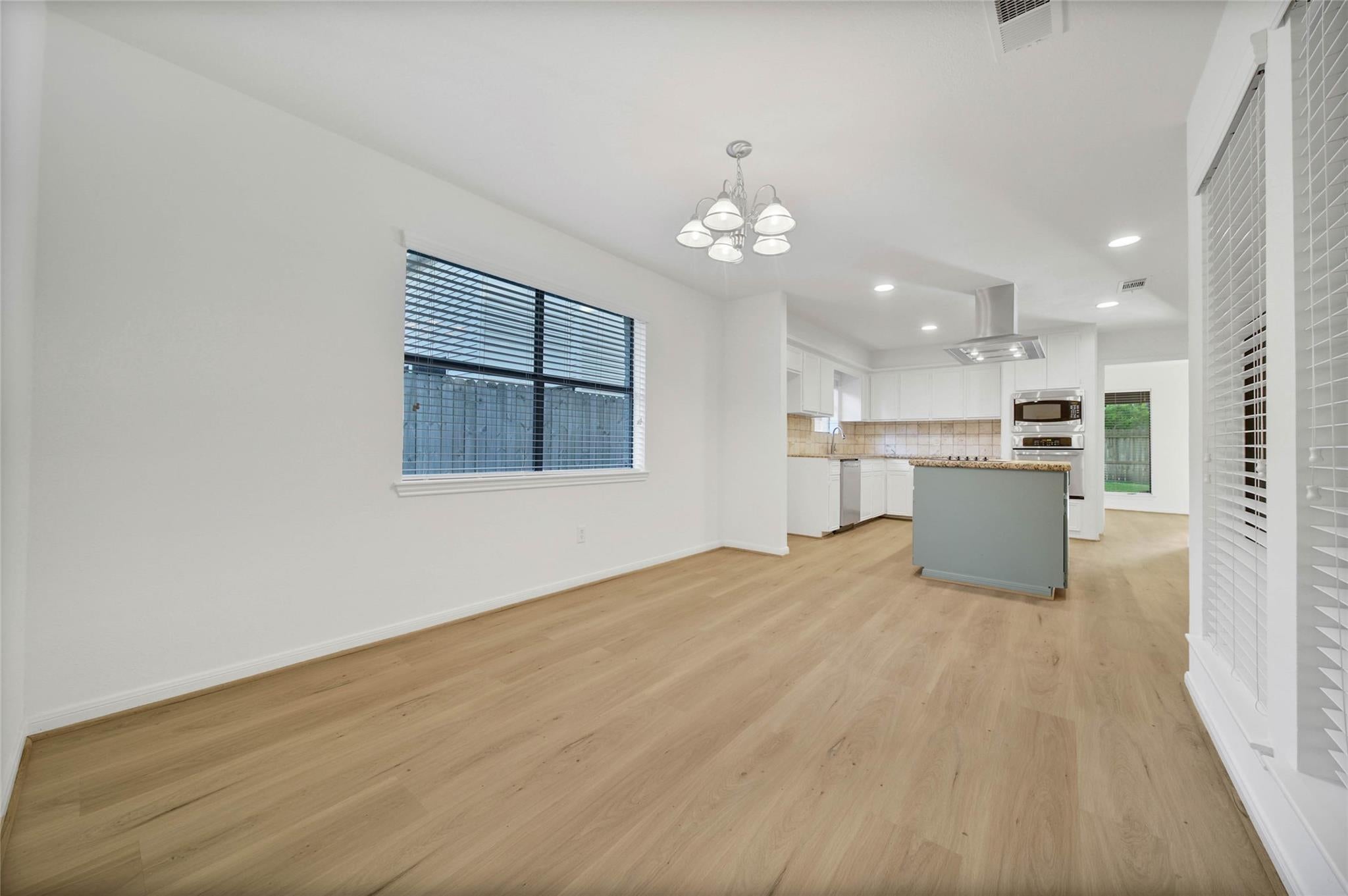 813 E Green Belt Drive