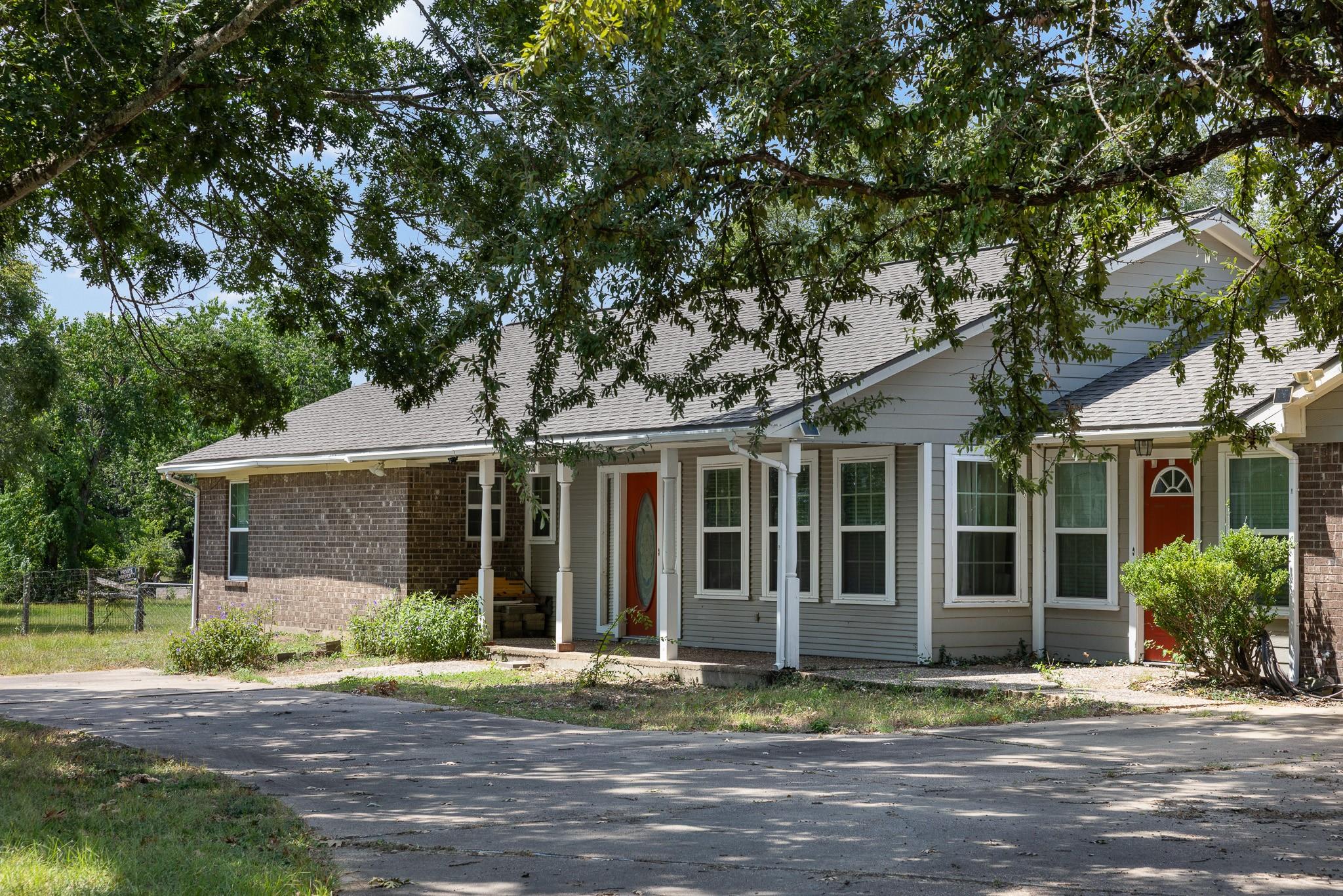 1500 Bluebonnet Drive