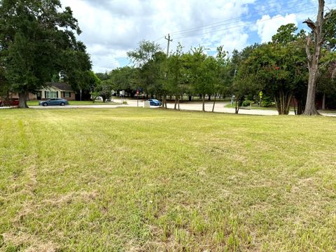 Photo of 9746 Cedardale Drive, Houston, TX 77055 (MLS # 11301661)