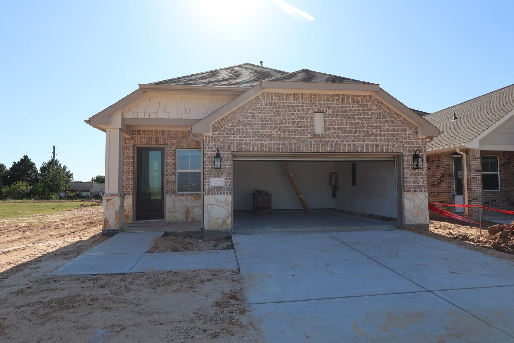 5235 Light Willow Lane