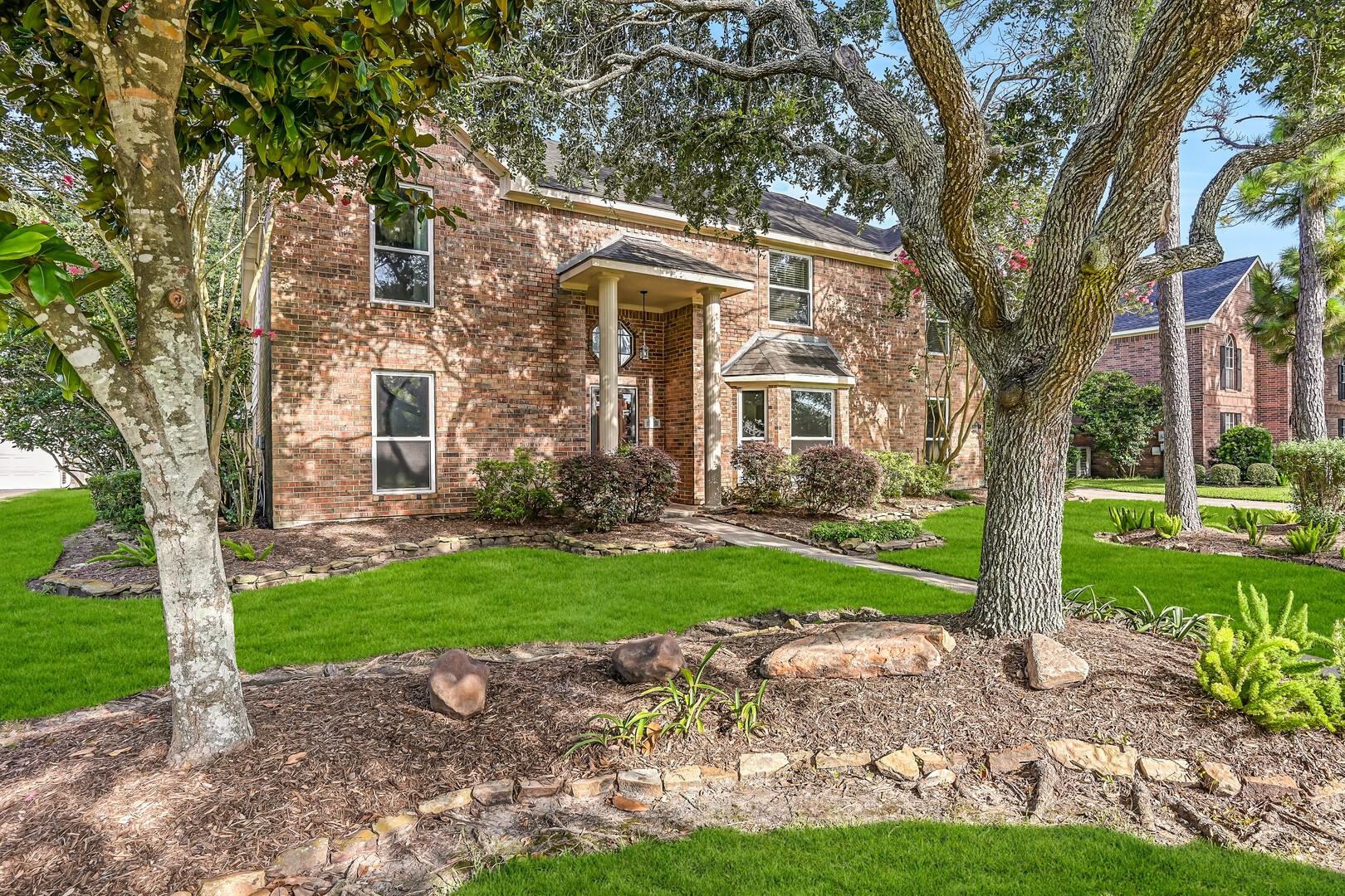 513 Meadow Bend Drive