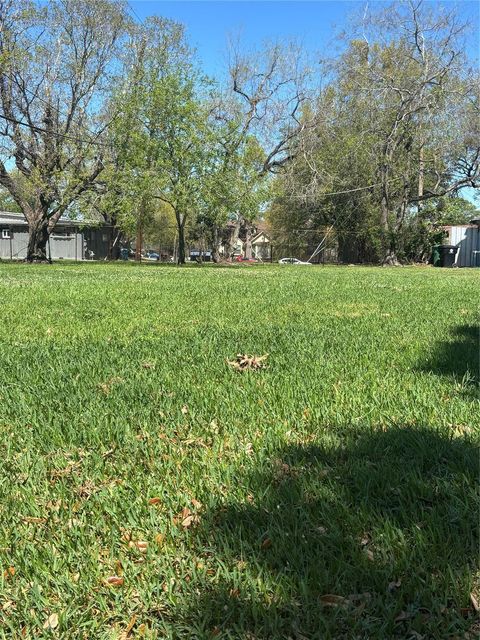 Vacant Land For Sale - Anacortes Street<br/> Houston, TX 77061