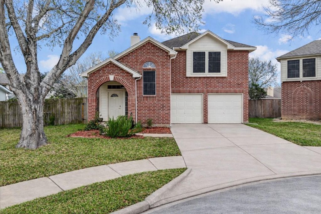 Photo of 610 Oak Berry Drive, Kemah, TX 77565 (MLS # 25079170)