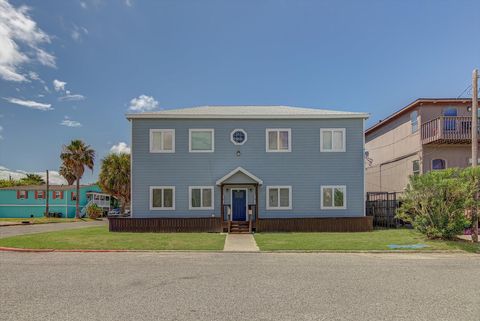 Photo of 1017 11th Street #1, Galveston, TX 77550 (MLS # 89374454)