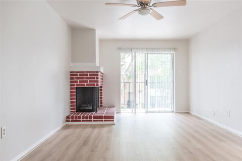 Photo of 2800 Jeanetta Street #704, Houston, TX 77063 (MLS # 61807448)
