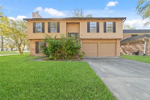 Photo of 8426 Laurel Trails Drive, Houston, TX 77095 (MLS # 38532750)