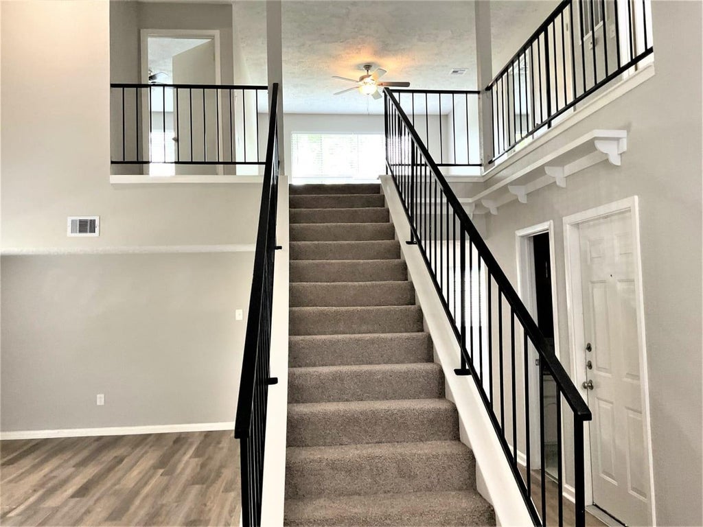 Photo of 2326 Meade Court, League City, TX 77573 (MLS # 17910489)