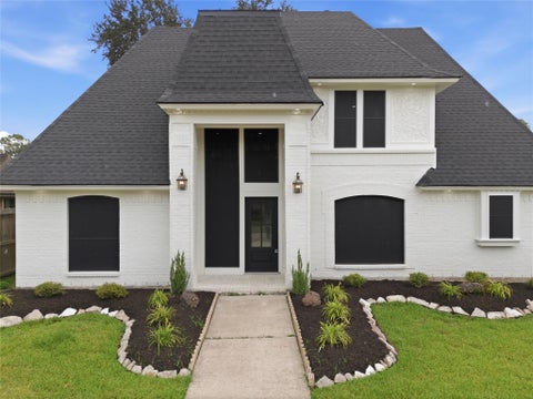 Photo of 9918 Sagegreen Drive, Houston, TX 77089 (MLS # 94375820)