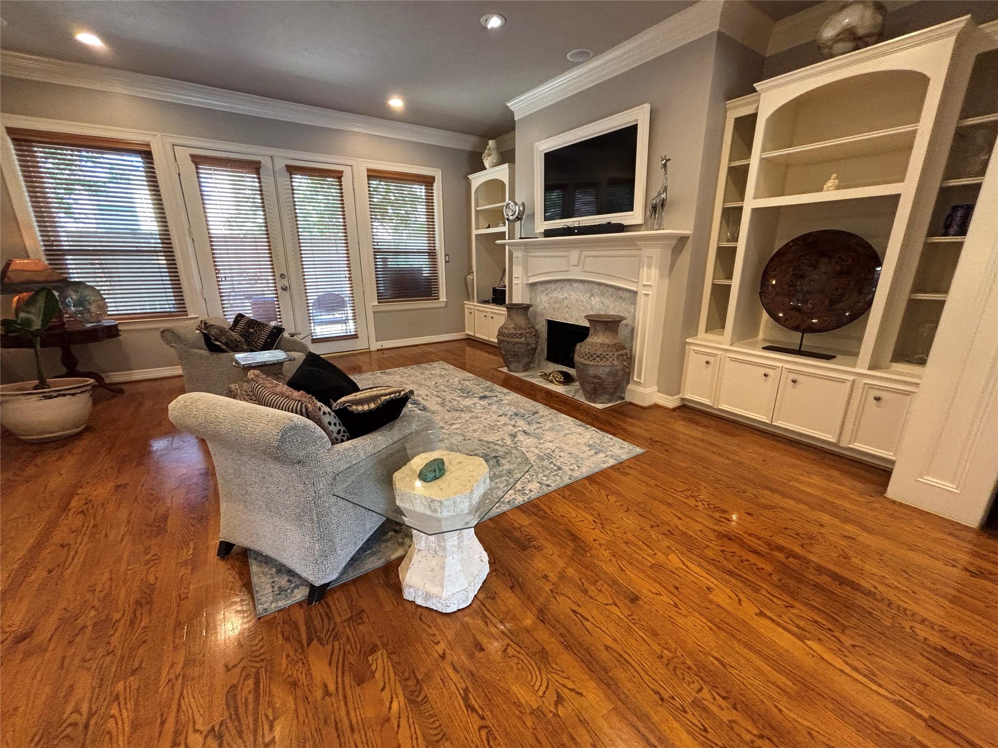 1407 Waterside Drive