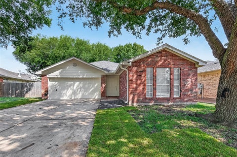 Photo of 15522 Town Green Drive, Houston, TX 77083 (MLS # 27682775)