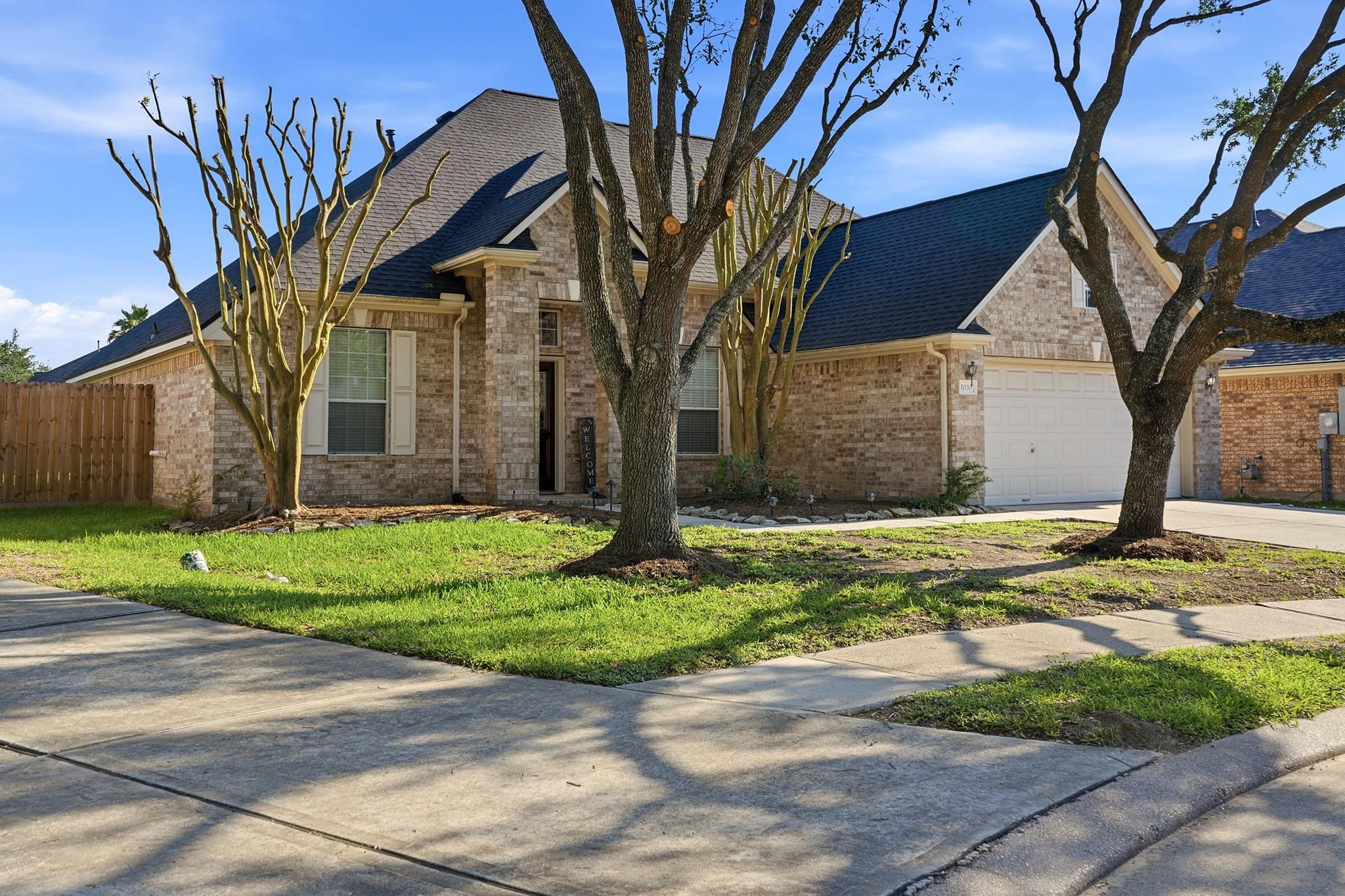 1030 Walnut Pointe