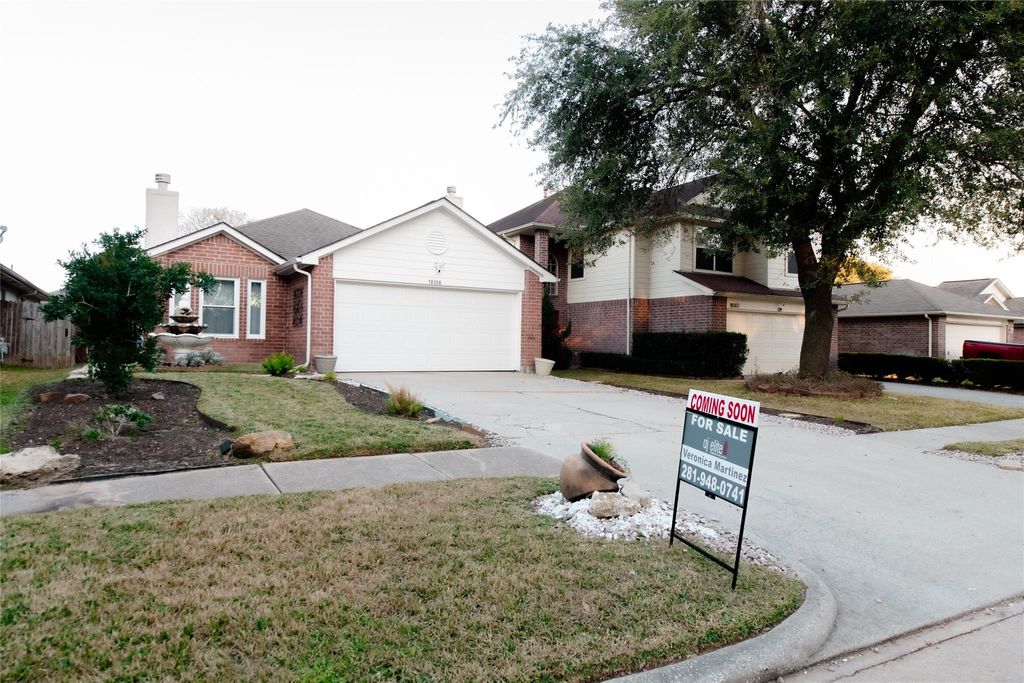 Photo of 18306 Campbellford Drive, Tomball, TX 77377 (MLS # 83455967)