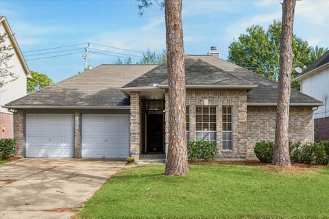 Photo of 14427 Sun Harbor Drive, Houston, TX 77062 (MLS # 46199328)