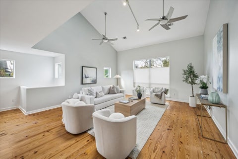 Photo of 2508 Calumet Street #E, Houston, TX 77004 (MLS # 39090846)