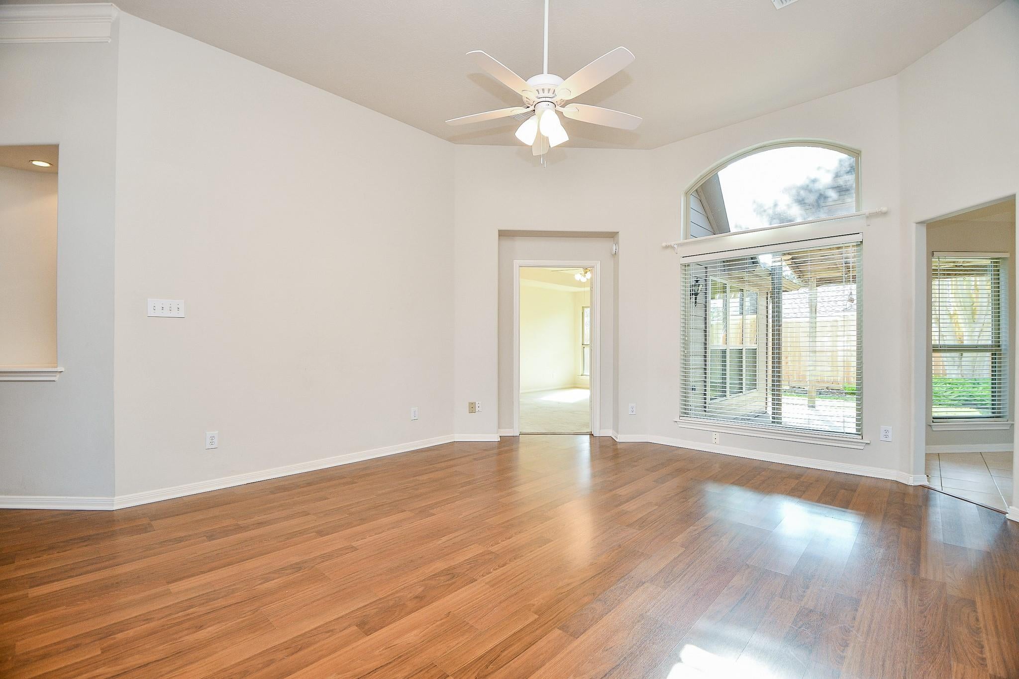 1816 Oak Lodge Drive