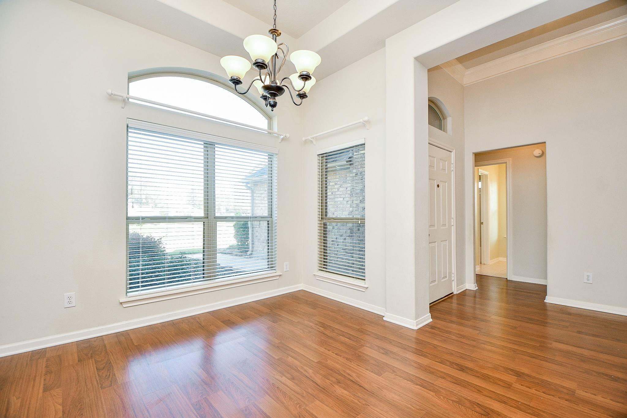 1816 Oak Lodge Drive