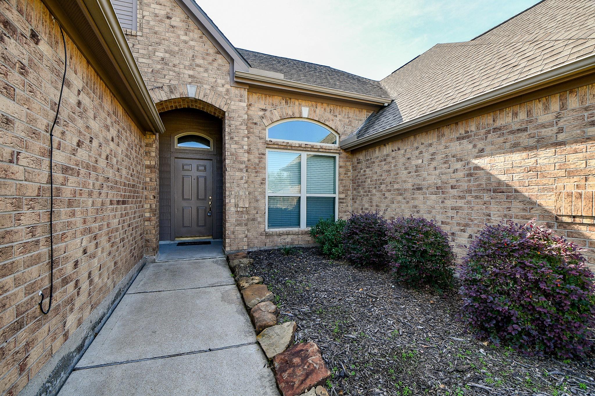 1816 Oak Lodge Drive