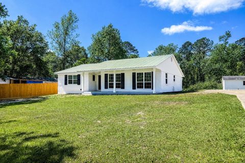 Photo of 7142 State Highway 75 S, Huntsville, TX 77340 (MLS # 29054921)