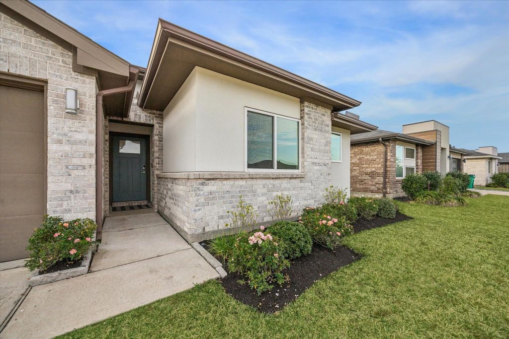 Photo of 3814 Sparkman Lane, Katy, TX 77494 (MLS # 92527429)