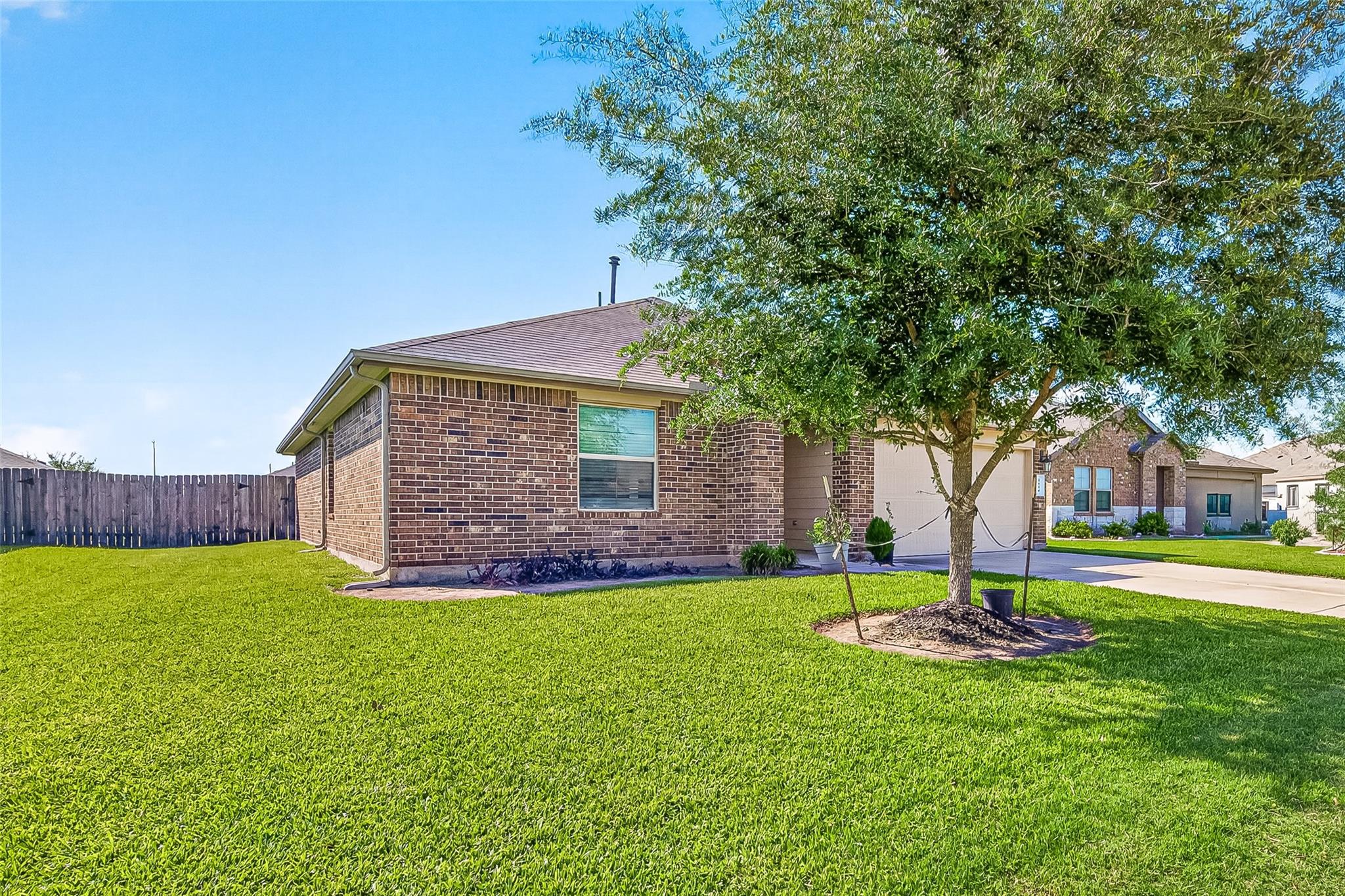 1814 Welsh Canyon Court