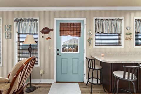 Tiny photo for 1515 Galveston Avenue, Port Bolivar, TX 77650 (MLS # 33429768)