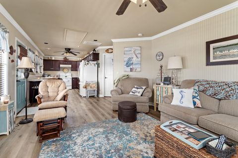 Tiny photo for 1515 Galveston Avenue, Port Bolivar, TX 77650 (MLS # 33429768)