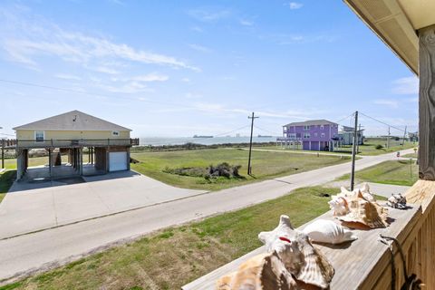 Tiny photo for 1515 Galveston Avenue, Port Bolivar, TX 77650 (MLS # 33429768)