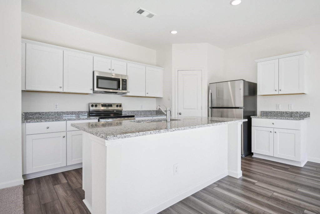 Photo of 9350 Boulder Boulevard Blvd, Conroe, TX 77303 (MLS # 49086022)
