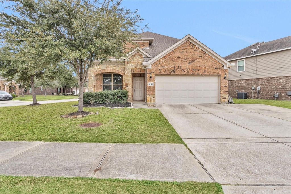 Photo of 13405 Clayton Lake Lane, Houston, TX 77044 (MLS # 73490377)