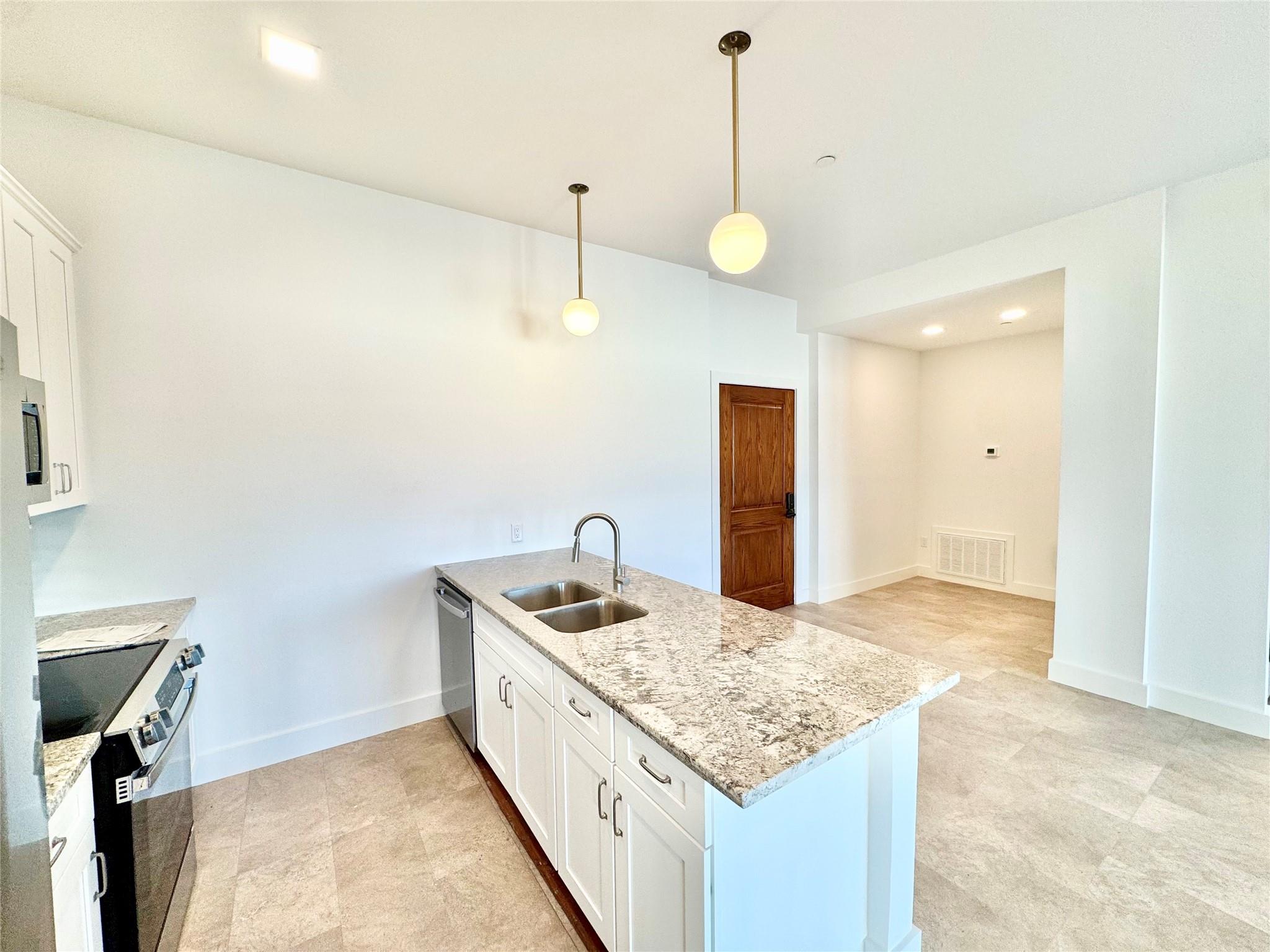 2102 Mechanic Street 304